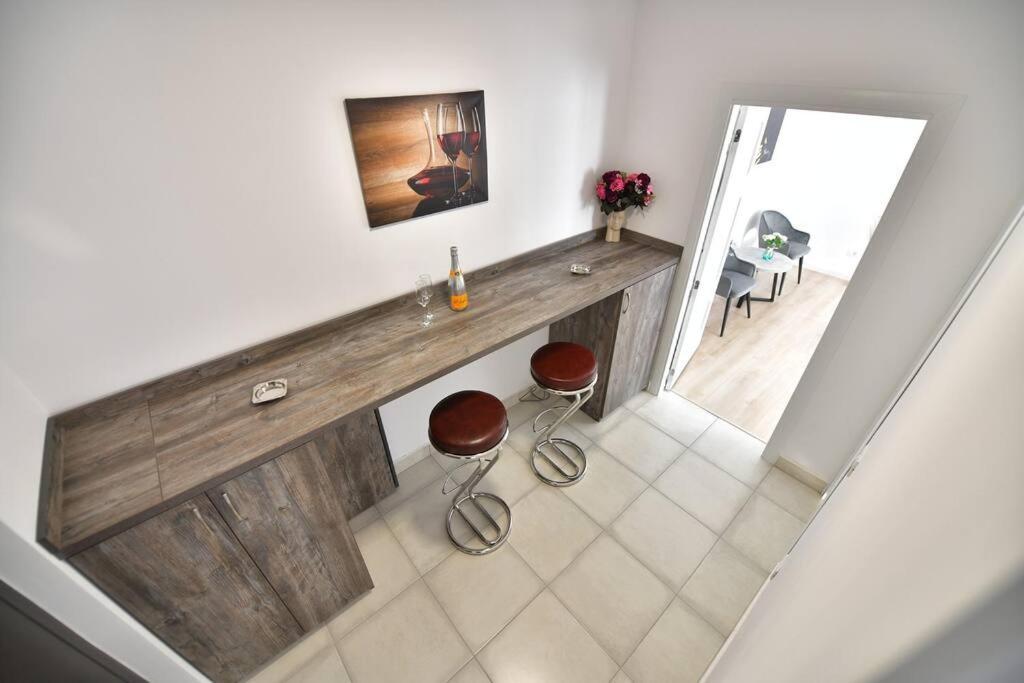 Luxury Studio / M Romancierilor Bukarest Exteriör bild