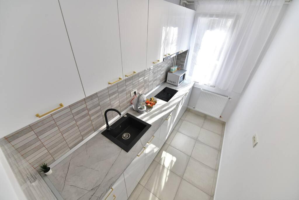 Luxury Studio / M Romancierilor Bukarest Exteriör bild